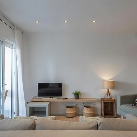 Mare Nostrum: En El Corazon De Apartment Sitges